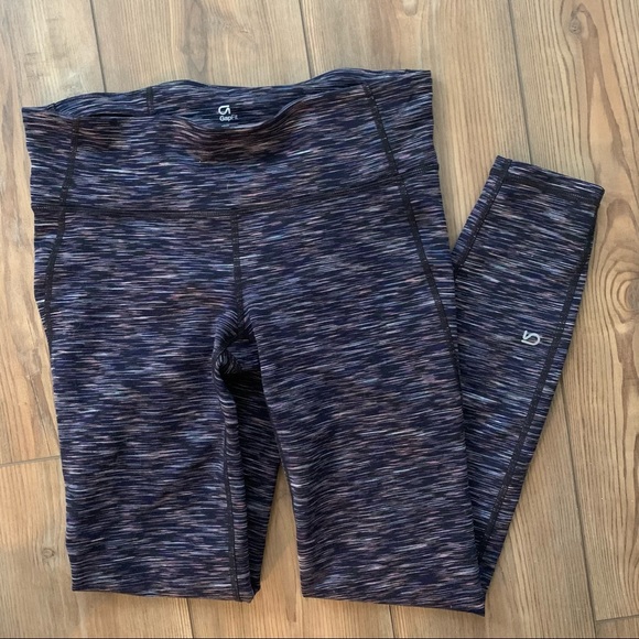 GAP Fit Ankle Leggings - Picture 3 of 3